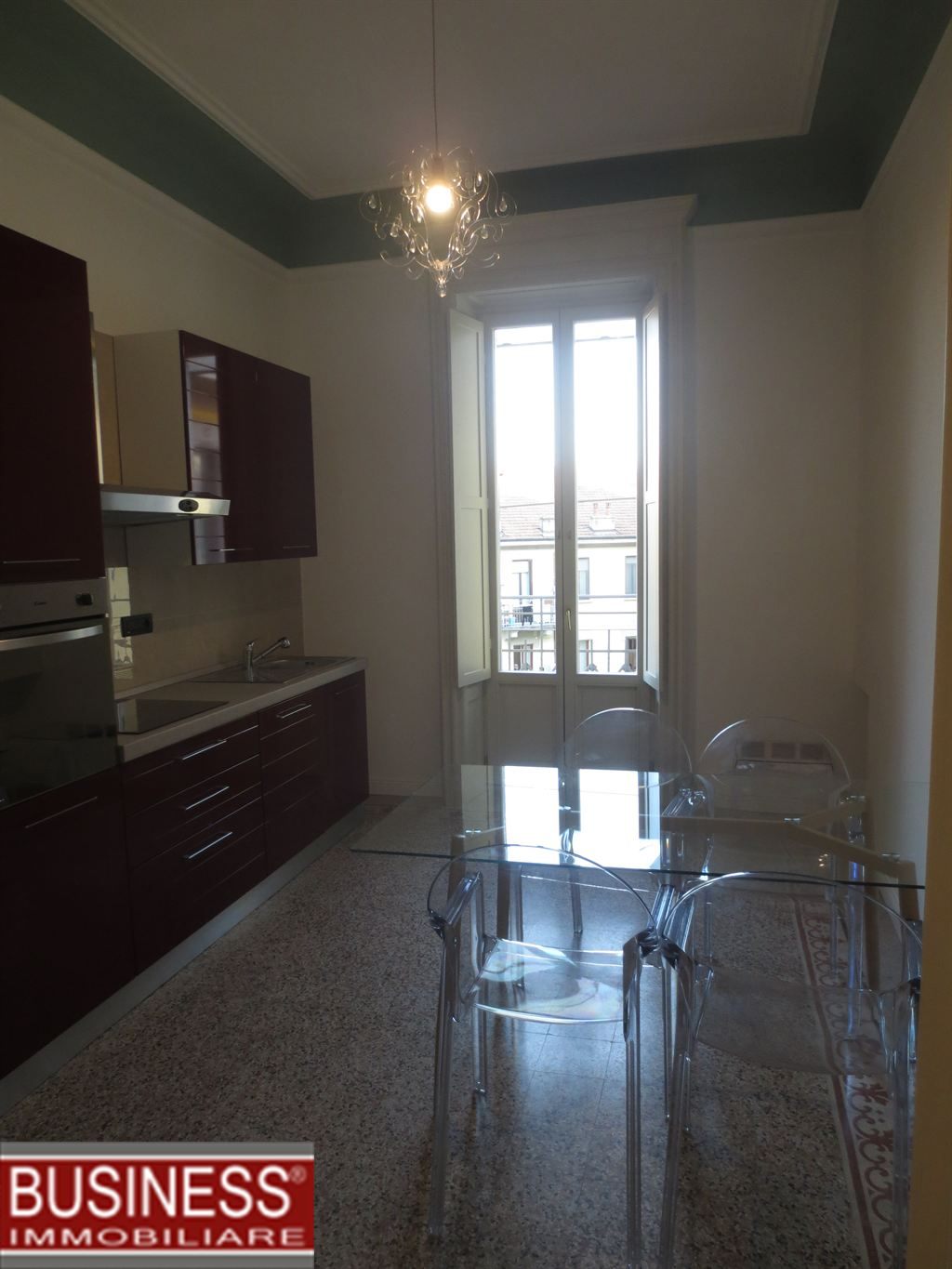 MILANO, MM LORETO/PIOLA - BILOCALE ARREDATO CON BALCONE