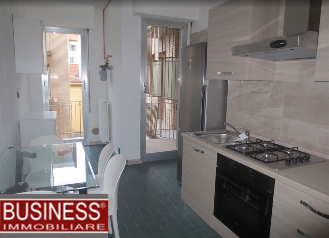 MILANO, MM LORETO/PIOLA - APPARTAMENTO ARREDATO CON TRE CAMERE DA LETTO