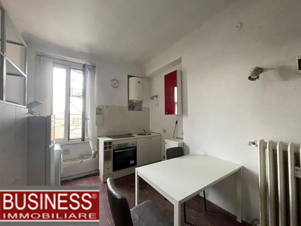 MILANO, PORTA ROMANA - BILOCALE ARREDATO