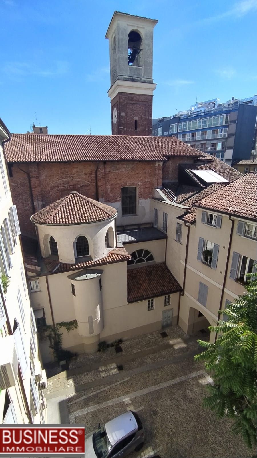 MILANO, MM CROCETTA - BILOCALE MANSARDATO CON TERRAZZINO