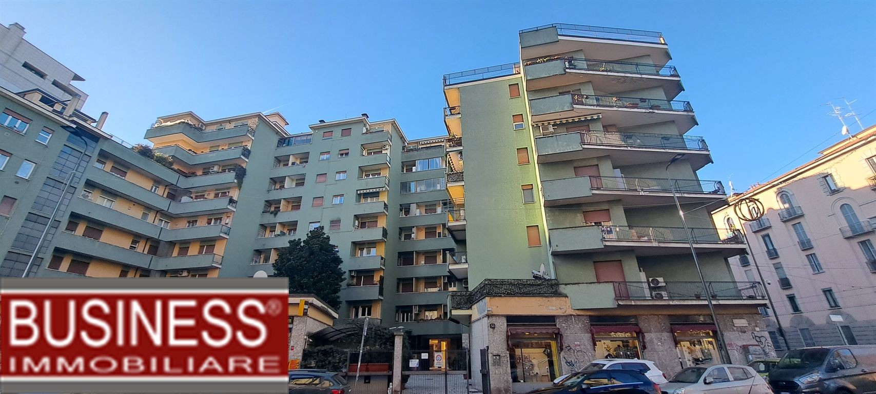 MILANO - P.za FIRENZE - VIA MONTE GENEROSO - TRE LOCALI - 5° PIANO