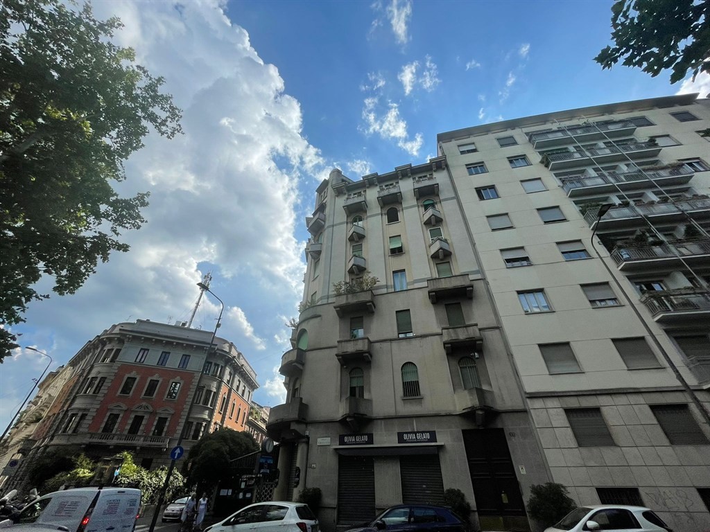 MILANO, MM SANT'AGOSTINO - ELEGANTE APPARTAMENTO DESTINATO A CONDIVISIONI