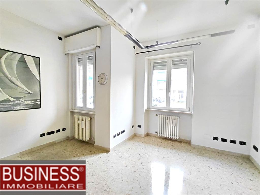 MILANO NIGUARDA BILOCALE IN OTTIME CONDIZIONI DI 70 MQ